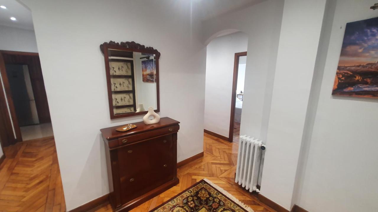 Qhawana Begona - Pisazo Con Garaje, Wifi En Begona - Vut-3633-as Apartment *