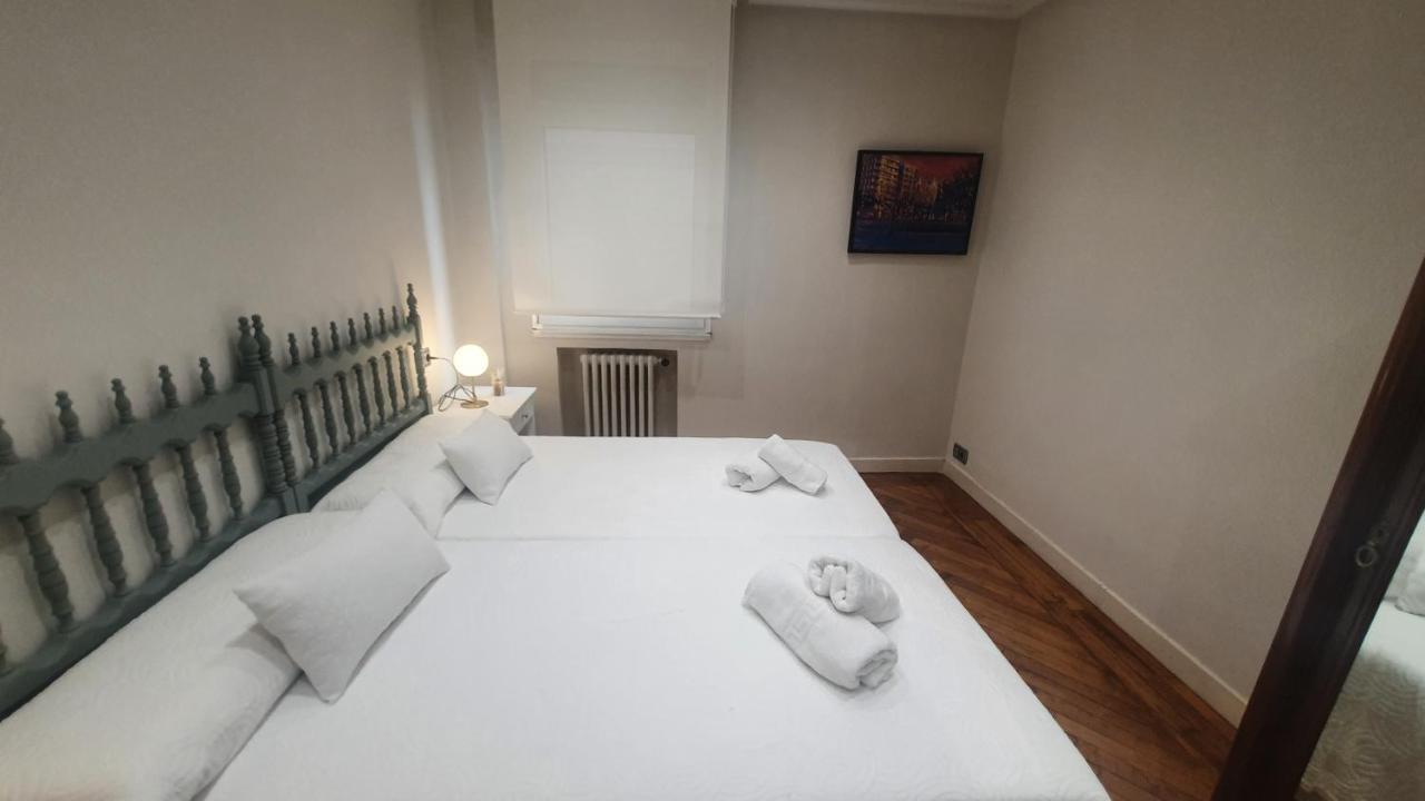 Apartment Qhawana Begona - Pisazo Con Garaje, Wifi En Begona - Vut-3633-as *