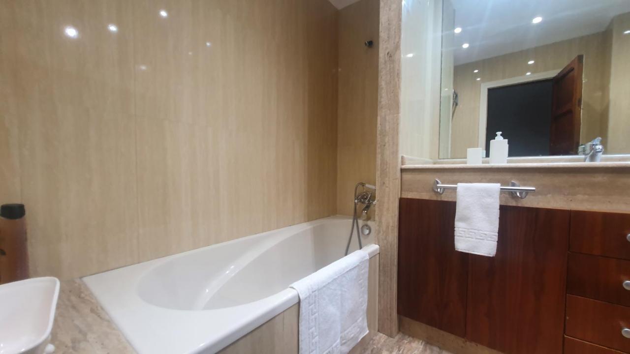 Qhawana Begona - Pisazo Con Garaje, Wifi En Begona - Vut-3633-as Apartment *